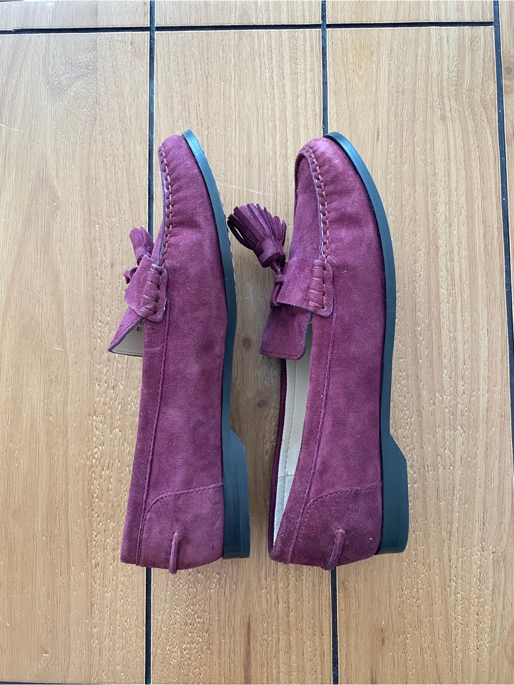 New - Without Box Cole Haan Burgundy Suede Tassel Loafers Women’s Size 7 - Picture 7 of 7